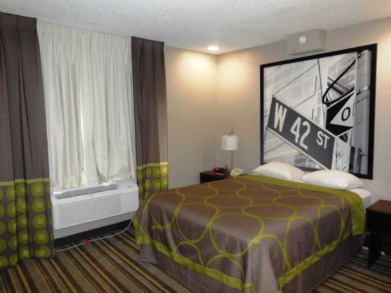 فندق نيو يوركفي  سوبر 8 باي ويندهام جامايكا نورث كوندويت المظهر الخارجي الصورة